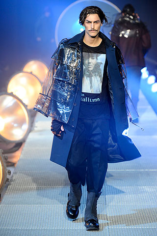John Galliano / - 2010-2011